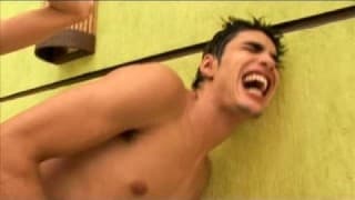 A transexual safada sodomiza o seu melhor amigo