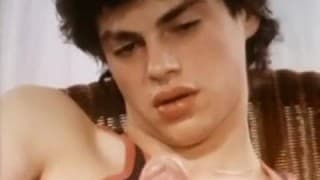 Descoberta anal para estes jovens