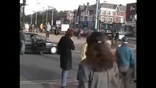 Mulheres que se exibem na cidade!