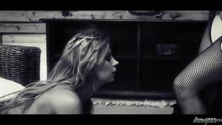 Dorothey Black and Peaches se lambem Dorothey Black and Peaches se lambem