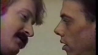 Casal gay amador na frente da câmera