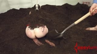 Ophelia é dominada e punida sexualmente Ophelia é dominada e punida sexualmente