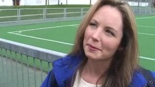 Um filme gonzo muito gostoso na sala de estar