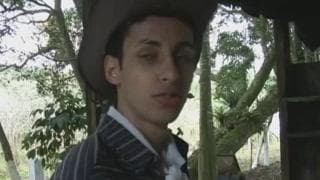 Jovens amigos gays saem para foder