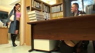 Nina Roberts é sensual e adoramos 