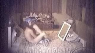 A carícias delicadas de uma amadora gostosa