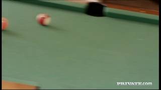 Sarah Twain quer uma dupla penetração