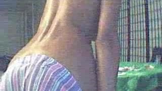 Uma jovem preta com mamas agradaveis na cam Uma jovem preta com mamas agradaveis na cam