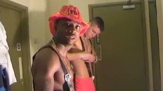 Dois sarados gostosos em uma boa punheta