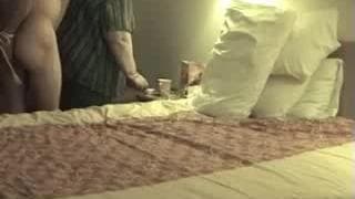 Este homem maduro ama BDSM com sua esposa