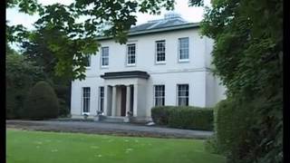 Milf loira Rebecca é uma selvagem