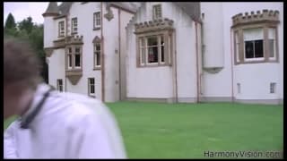 Lexi Lou é mesmo uma boazona !