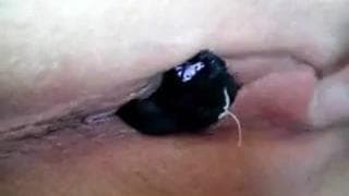 Masturbação na buceta desta vadia, de perto