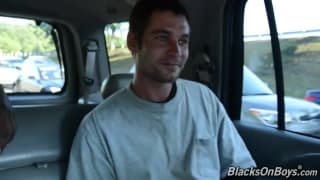 Keith Cook goza pau preto dentro dele!