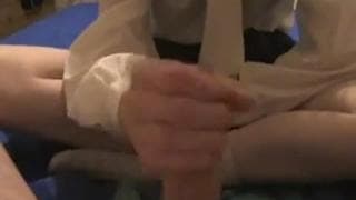 Uma jovem Russa batendo punheta em POV