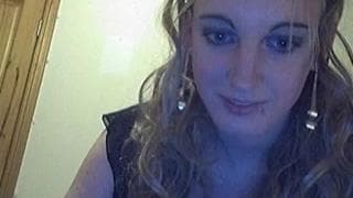 Um striptease de uma moça gostosa!