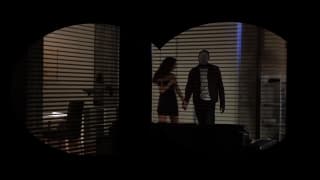 Uma morena que nos deixa de rastos