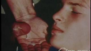 Bo Steve fode a bunda de loiro!