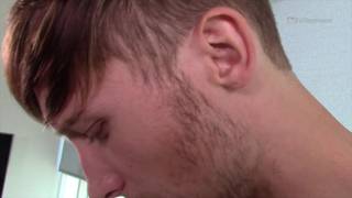 Zee Knox nos mostra sua rola! Zee Knox nos mostra sua rola!