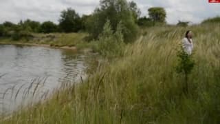 Par com tesao aprecia o sexo no lago