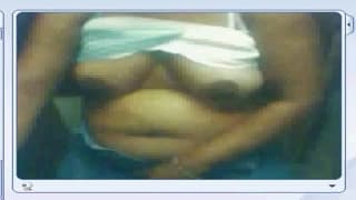 Usa seu messenger para mostrar como se excita