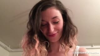 Bela moça amadora é fodida e mais aqui!