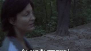 Pronta para qualquer coisa por dinheiro fácil