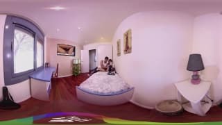 Ena Sweet divertindo-se em VR fantástico Ena Sweet divertindo-se em VR fantástico