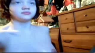 Ela é uma puta grávida curtindo seu corpo