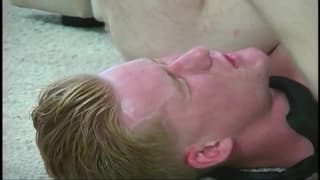 Dois marinheiros vão deixar Wendy animada