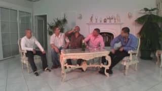 Esta festa se converte numa orgia safada