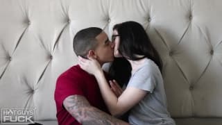 Tyson sabe como dar prazer a Breeze