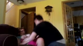 Quer curtir sua esposa com sexo caseiro