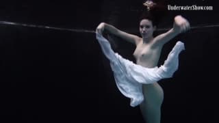 Essa é uma morena dás Artes profundas Essa é uma morena dás Artes profundas