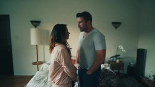 Loira gostosa empina tudo pra cima Loira gostosa empina tudo pra cima