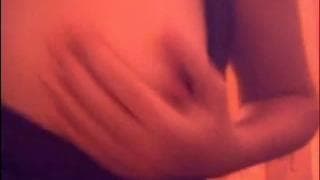 É hora de essa mulher se masturbar!