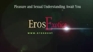 Sexo Anal Indiano Interracial com uma Loira Bonita Sexo Anal Indiano Interracial com uma Loira Bonita