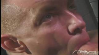 Aventura forte entre Jeff Allen e Lance Gear