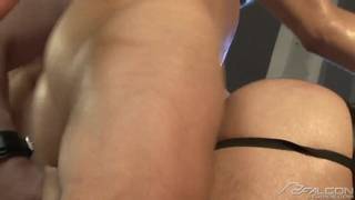 Derrek Diamond fodendo com seus amigos