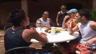 Rick e Bruno Stygmata transando na mesa