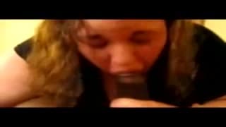 Puta gordinha leva tudo dele em sua boca