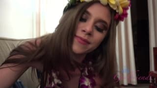 Vagabunda chupa um pau como uma verdadeira profissional