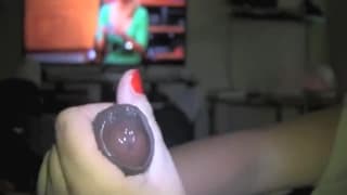 Ele grava seu momento de masturbação Ele grava seu momento de masturbação