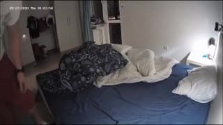 Gravando sua foda antes de dormir ao vivo na câmera