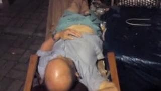 Masturbação para um morador de rua!