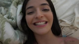 Emily Willis tem muitas habilidades sexuais e aqui demonstra bem Emily Willis tem muitas habilidades sexuais e aqui demonstra bem