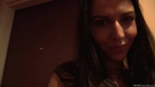 Katsuni e Lou Charmelle são fodidas com muita força por Manuel