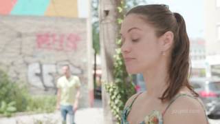 Alyssa R fica com a boceta cheia de esperma