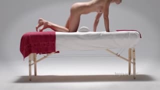 Morena vai para uma poderosa massagem a BUCETA Morena vai para uma poderosa massagem a BUCETA