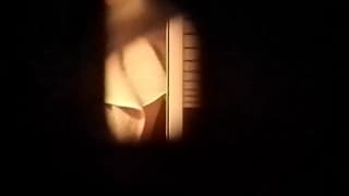 Espiando esta cona peluda no chuveiro